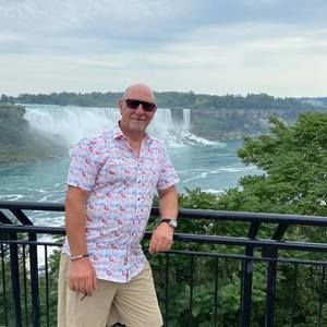 Meet your Posher, Leonardo